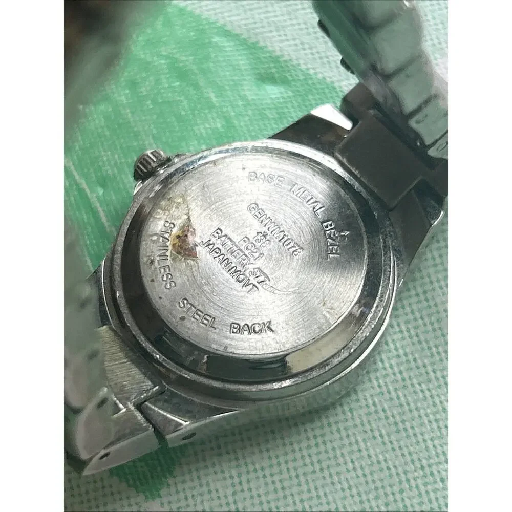 Silver Tone Purple Dial Women’s Quartz Watch